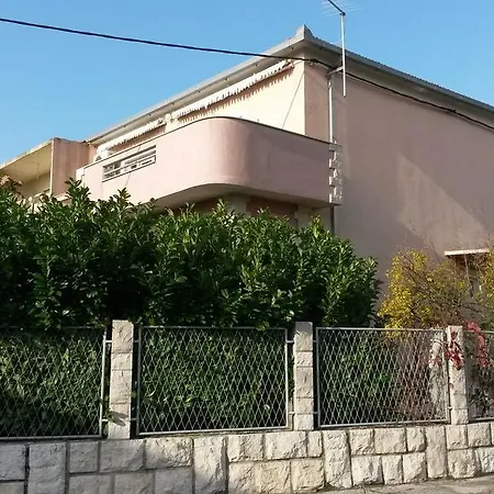 Апартаменты Pink *
